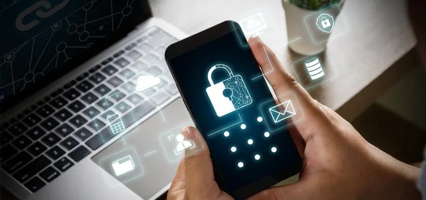 Aplikacja sprawdzająca czy telefon nie jest zhakowany - jak się chronić?