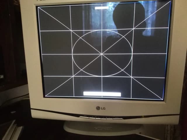 Jak rozciągnąć ekran na cały monitor i uniknąć zniekształceń obrazu